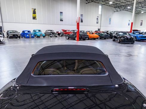 Used 1997 Aston Martin DB7 Volante RWD image 19