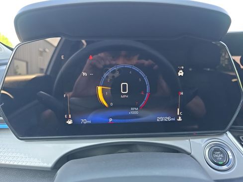 Used 2024 Chevrolet Trax LT FWD image 19