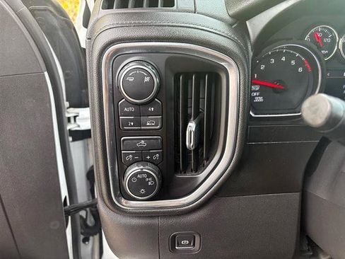 Used 2019 Chevrolet Silverado 1500 LT w/ All-Star Edition image 26