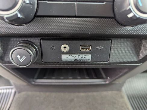 Used 2012 Ford F150 XLT w/ XLT Chrome Pkg image 19