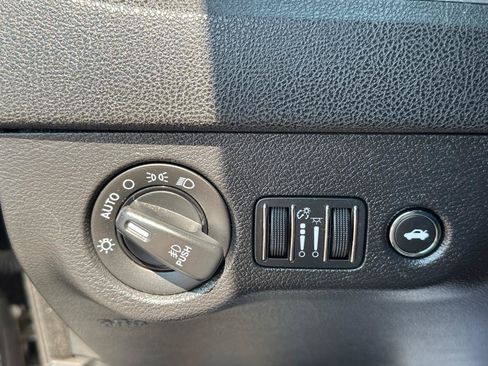 Used 2012 Chrysler 300 C AWD/4WD image 15