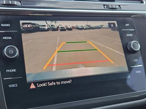 Used 2023 Volkswagen Tiguan SE FWD image 17