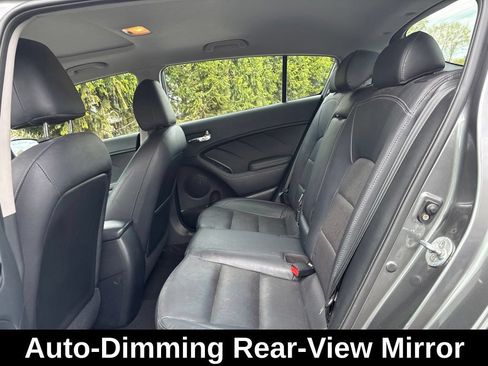 Used 2015 Kia Forte EX w/ EX Premium Package FWD image 14