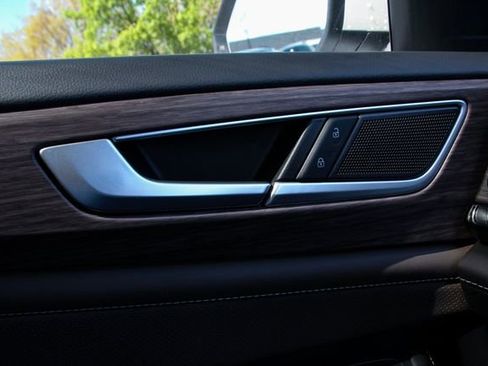 New 2026 Volkswagen Atlas SEL image 15