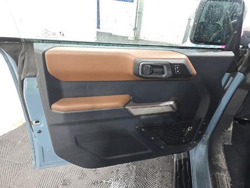 Used 2023 Ford Bronco Outer Banks AWD/4WD image 13