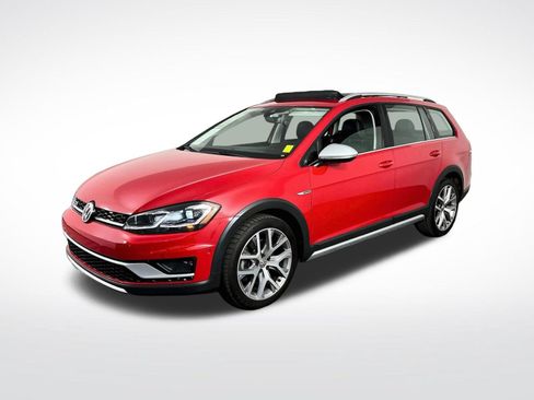 Used 2018 Volkswagen Golf Alltrack SEL AWD/4WD image 4
