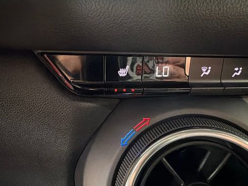 Certified 2021 Chevrolet Blazer LT AWD/4WD image 31