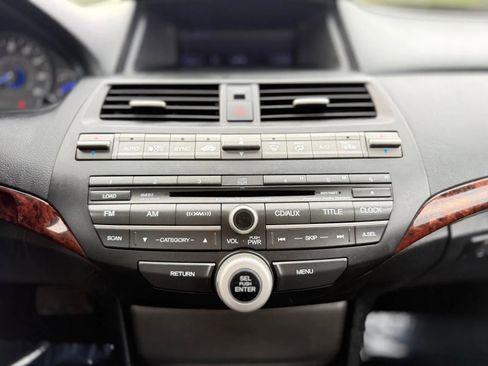 Used 2012 Honda Crosstour EX-L image 18