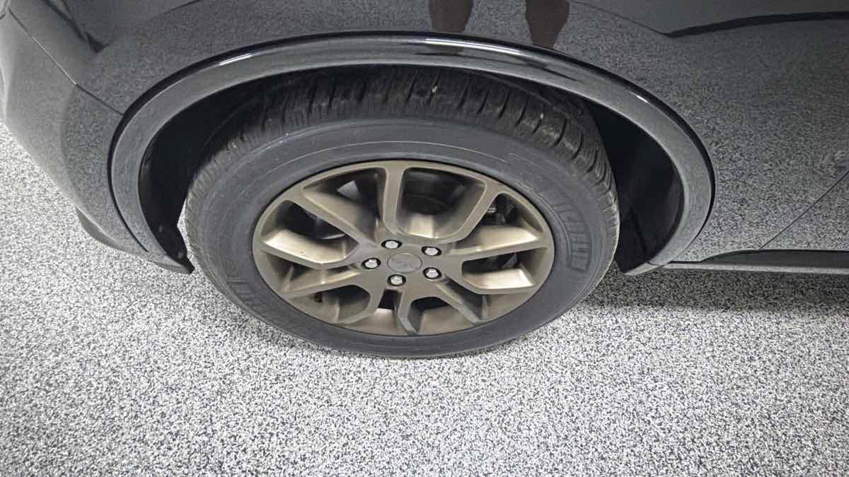 Used 2017 Dodge Durango R/T w/ Trailer Tow Group IV AWD/4WD image 45