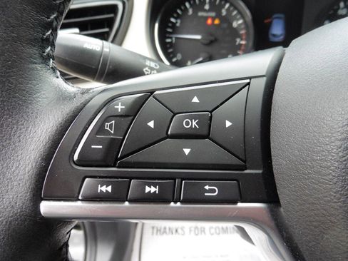 Used 2020 Nissan Rogue Sport SL FWD image 15