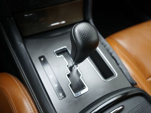 Used 2014 Chrysler 300 SRT8 w/ Leather Interior Group RWD image 24