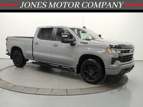 Used 2024 Chevrolet Silverado 1500 RST w/ Z71 Off-Road Package AWD/4WD image 1