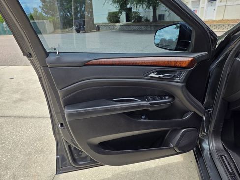 Used 2016 Cadillac SRX Luxury w/ Driver Awareness Package FWD image 29