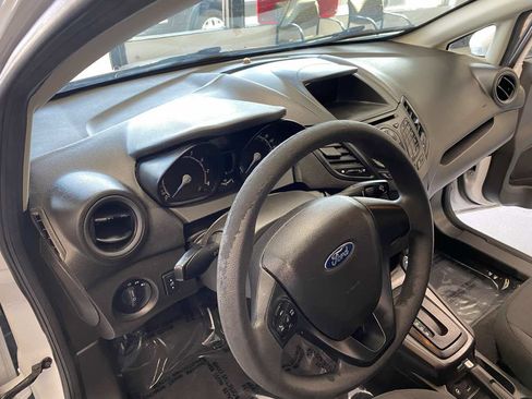 Used 2015 Ford Fiesta S image 12