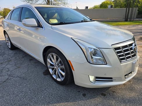 Used 2013 Cadillac XTS Premium AWD/4WD image 3