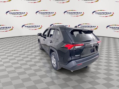 Used 2022 Toyota RAV4 XLE w/ Convenience Package AWD/4WD image 6