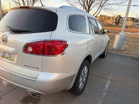 Used 2012 Buick Enclave Leather w/ Trailering Provision Package image 4