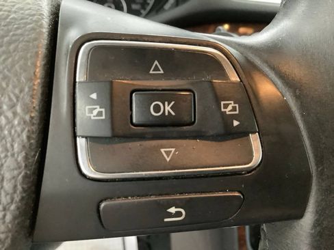 Used 2013 Volkswagen Passat TDI SEL Premium FWD image 16