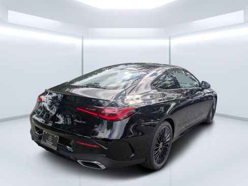 New 2027 Mercedes-Benz CLE 450 4MATIC Coupe image 3