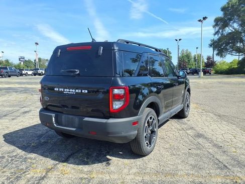 Used 2023 Ford Bronco Sport Outer Banks w/ Tech Package AWD/4WD image 5