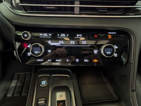 Used 2025 INFINITI QX60 Luxe AWD/4WD image 24