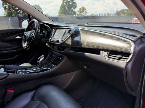 Used 2017 Buick Envision Essence FWD image 19