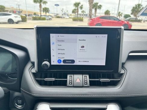 Used 2024 Toyota RAV4 XLE Premium image 8