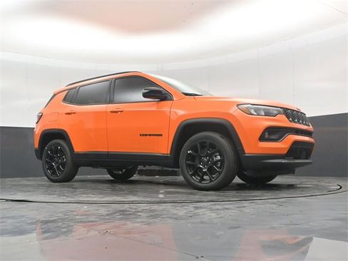 New 2026 Jeep Compass Latitude image 37