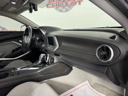 Used 2023 Chevrolet Camaro LT RWD image 11