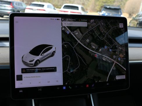 Used 2019 Tesla Model 3 image 18
