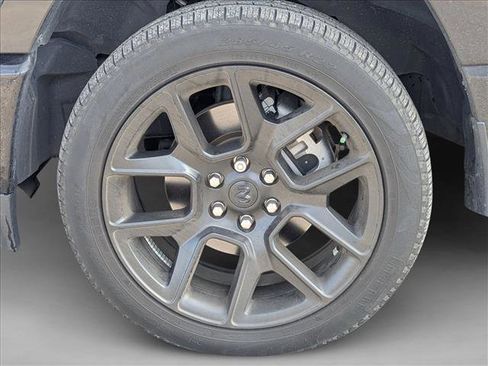 Used 2024 RAM 1500 Laramie image 10