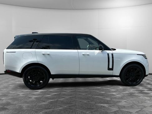 New 2026 Land Rover Range Rover Long Wheelbase SE AWD/4WD image 6