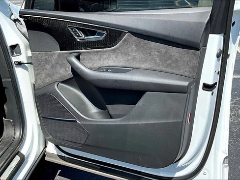 Used 2022 Audi SQ7 Premium Plus image 22