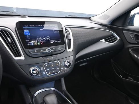 Used 2023 Chevrolet Malibu LT w/ Driver Confidence Package FWD image 21