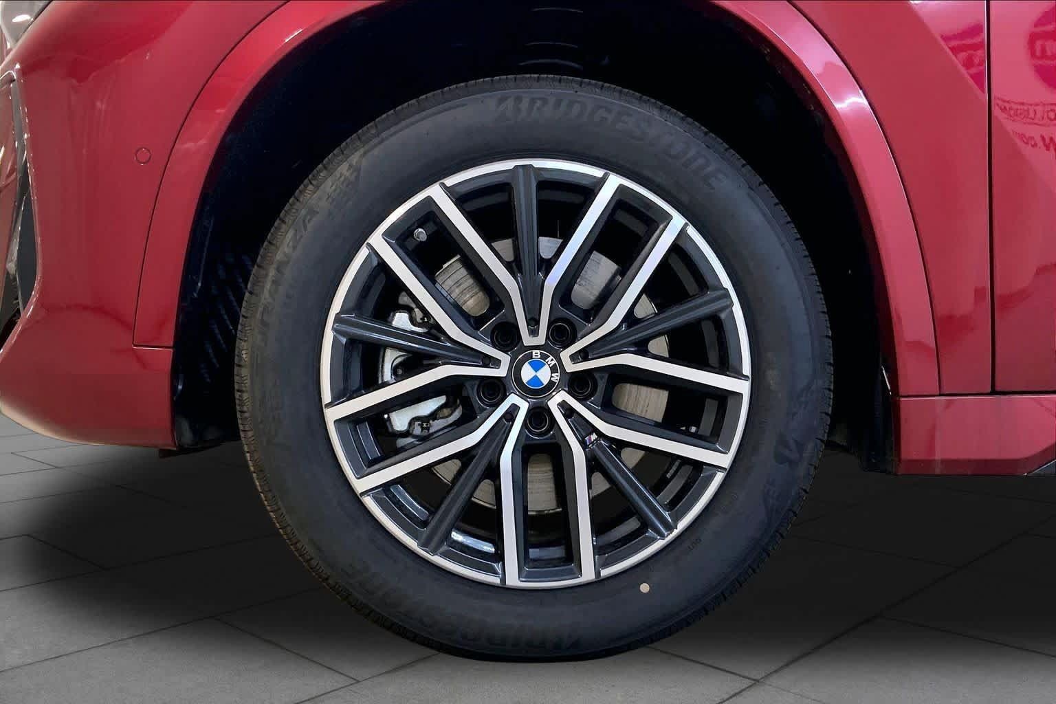 New 2026 BMW X1 xDrive28i w/ M Sport Package AWD/4WD image 11