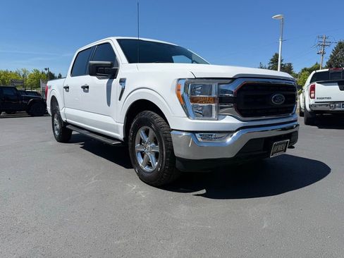 Used 2022 Ford F150 XLT w/ Equipment Group 301A Mid image 4