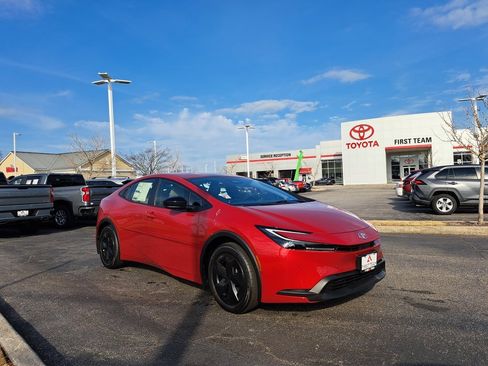 New 2026 Toyota Prius LE image 4