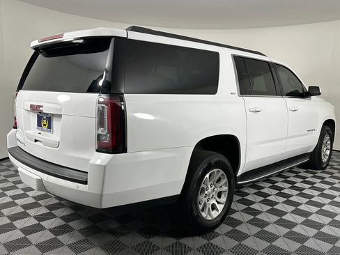 Used 2017 GMC Yukon XL SLT image 28