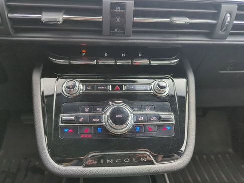 Used 2021 Lincoln Corsair AWD w/ Equipment Group 101A image 26