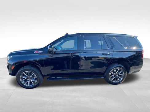 Used 2022 Chevrolet Tahoe Z71 w/ Z71 Off-Road Package AWD/4WD image 5
