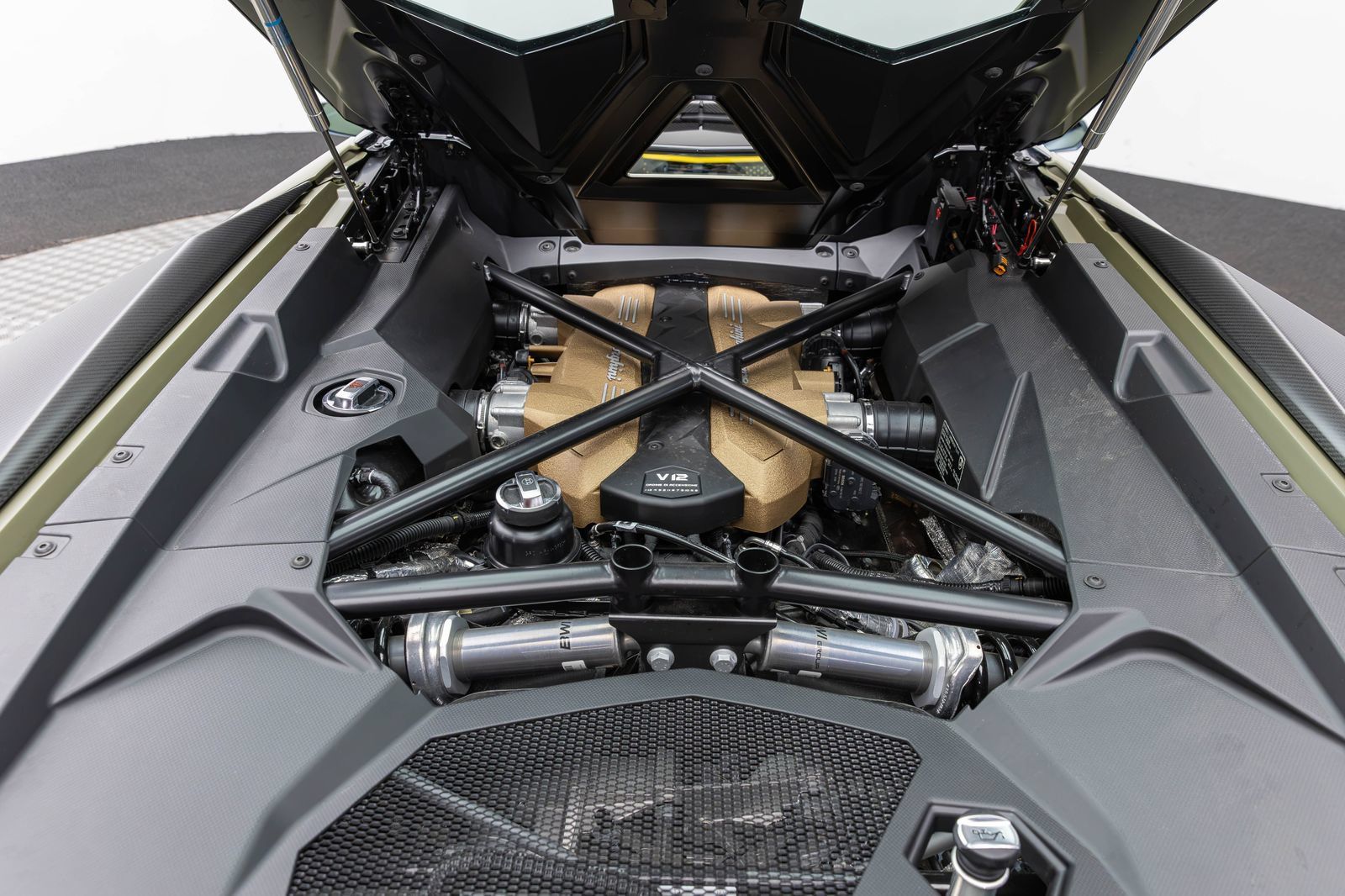 Used 2022 Lamborghini Aventador LP 780-4 Ultimae AWD/4WD image 8