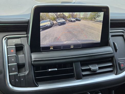 Used 2021 Chevrolet Suburban Premier AWD/4WD image 27
