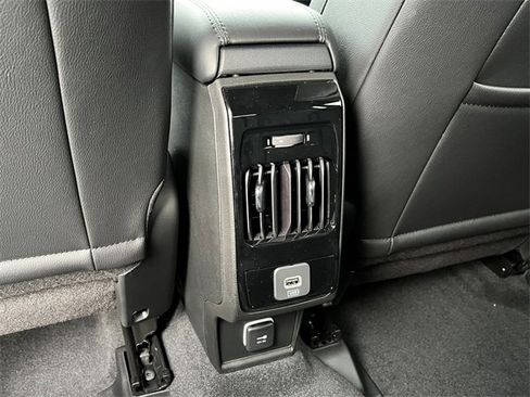 New 2026 Jeep Compass Limited image 31