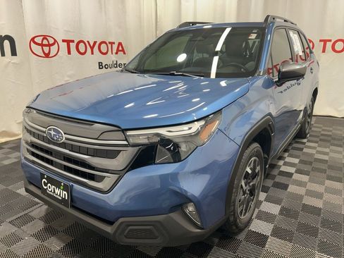 Used 2025 Subaru Forester Premium w/ Convenience Package #1 image 3