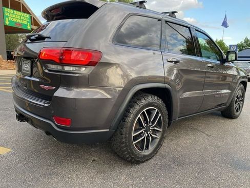 Used 2019 Jeep Grand Cherokee Trailhawk image 6