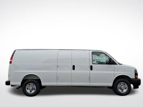 New 2026 Chevrolet Express 3500 Extended w/ Driver Convenience Package RWD image 2