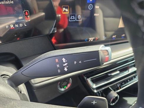 New 2026 Chevrolet Traverse LT w/ Sun and Wheel Package image 15