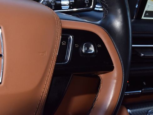 Certified 2022 Lincoln Aviator Black Label w/ Class IV Trailer Tow Package image 28