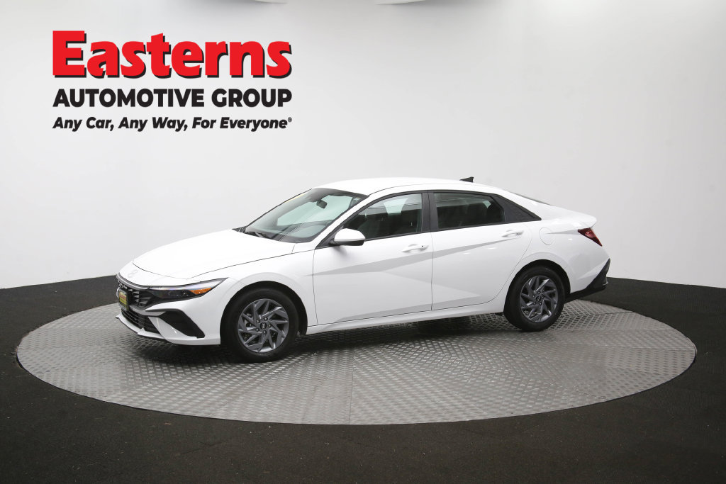 Used 2026 Hyundai Elantra Hybrid FWD image 59