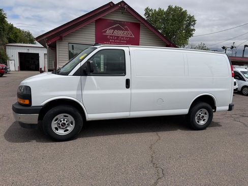 Used 2024 GMC Savana 2500 w/ Driver Convenience Package RWD image 5